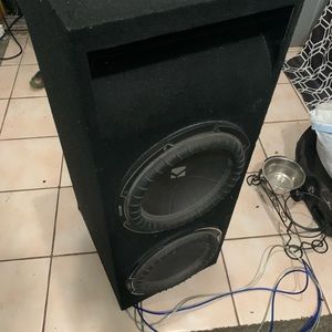 Subwoofers speakers 12 compQ kickers